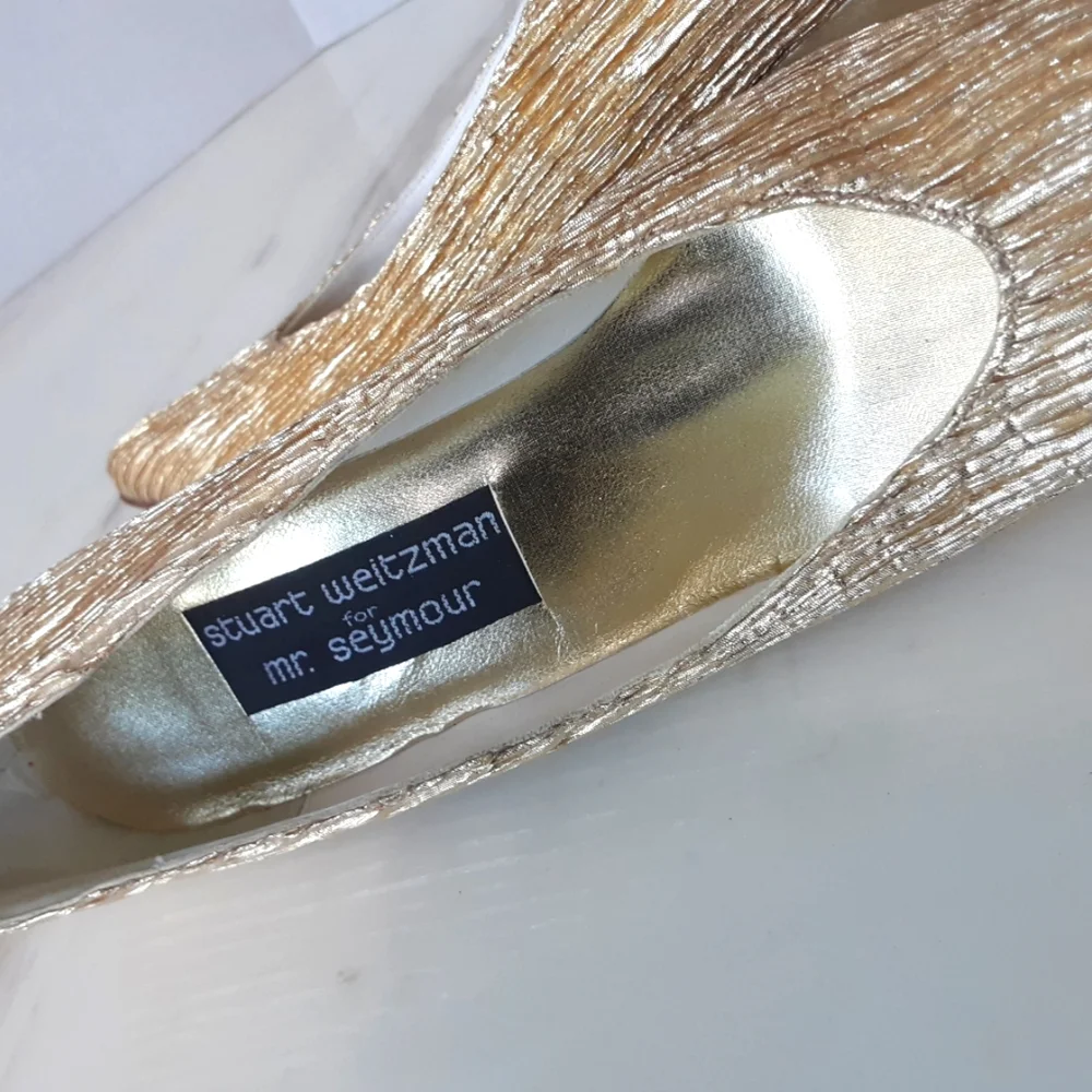 STUART WEITZMAN for MR SEYMOUR GOLD METALLIC FABRIC PUMPS 7W - Picture 7 of 7